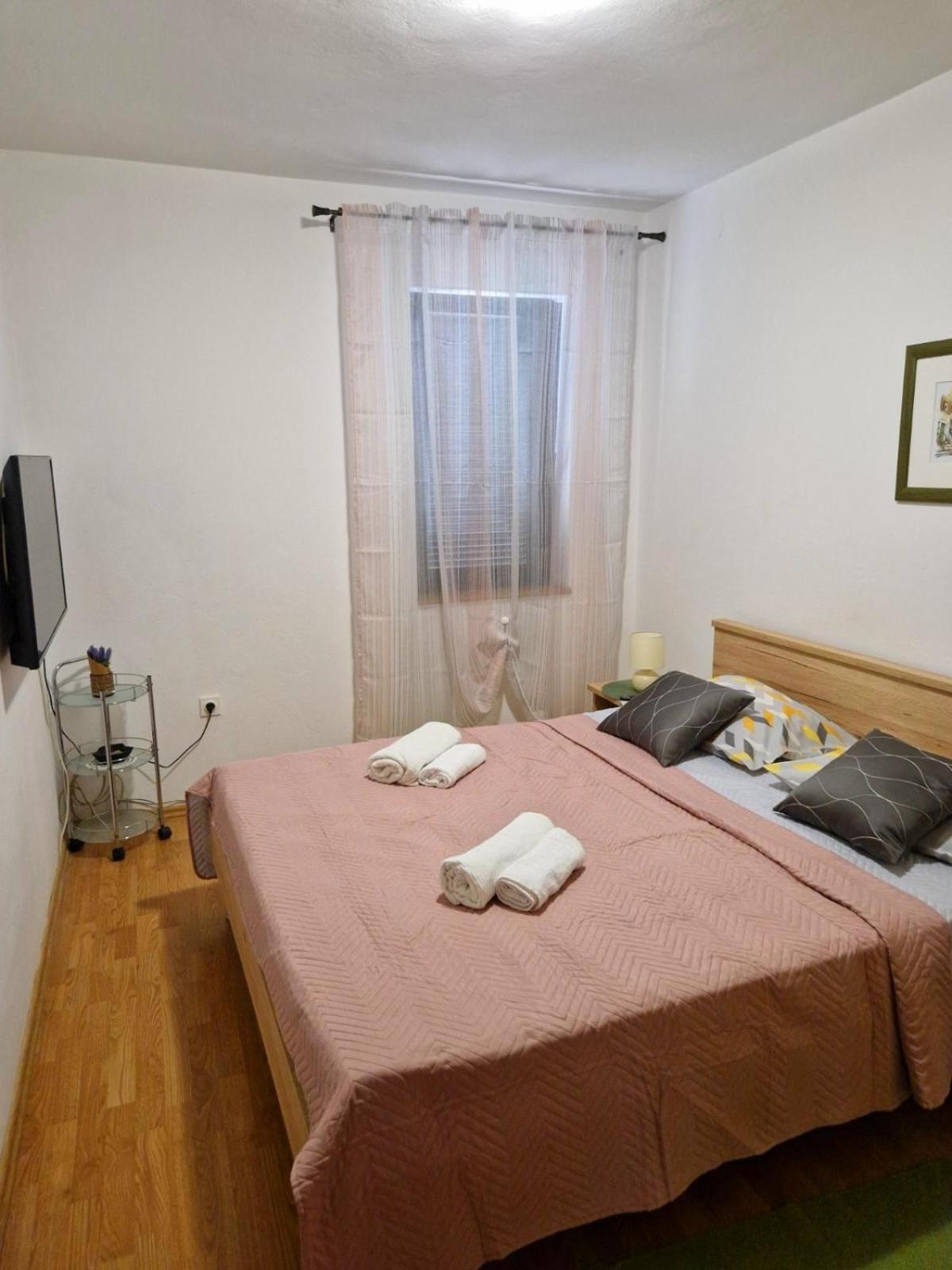 Apartman Seka Кральевица Экстерьер фото